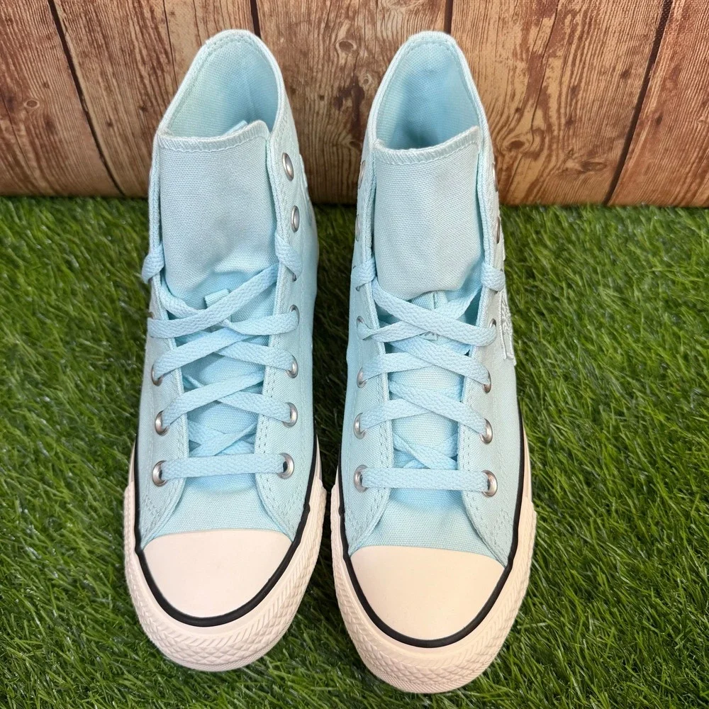 Converse Chuck Taylor All Star Womens Size 7 Blue Floral Embroidered High Top